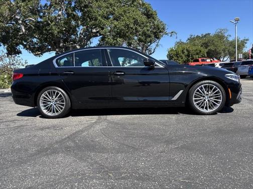 2017 BMW 540 540i