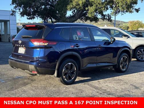2025 Nissan Rogue SV
