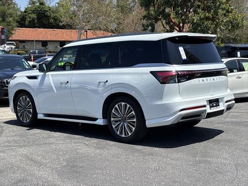 2025 INFINITI QX80 SENSORY AWD
