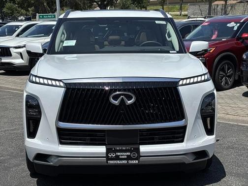 2025 INFINITI QX80 SENSORY AWD
