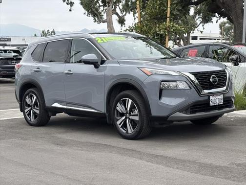 2021 Nissan Rogue SL