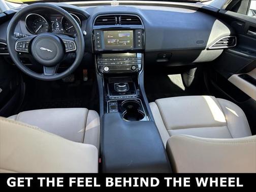 2017 Jaguar XE 35t Premium
