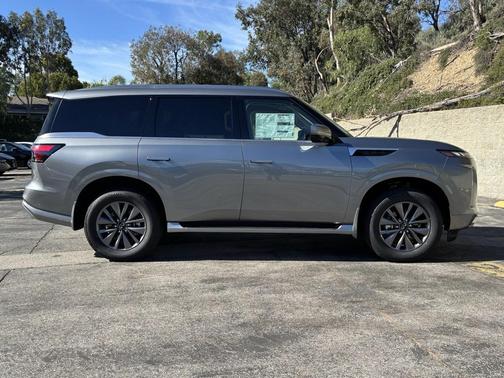 2026 INFINITI QX80 PURE