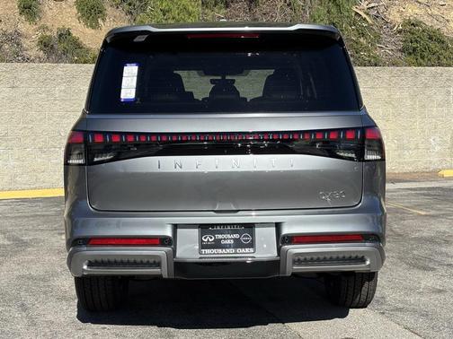 2026 INFINITI QX80 PURE