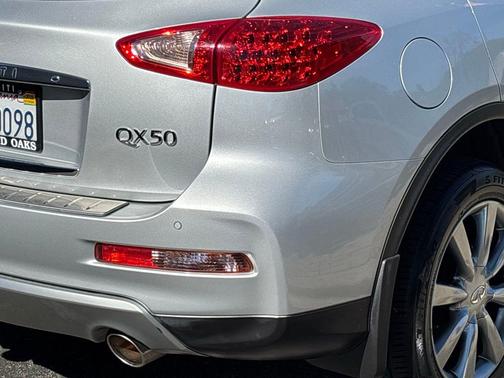 2017 INFINITI QX50 Base