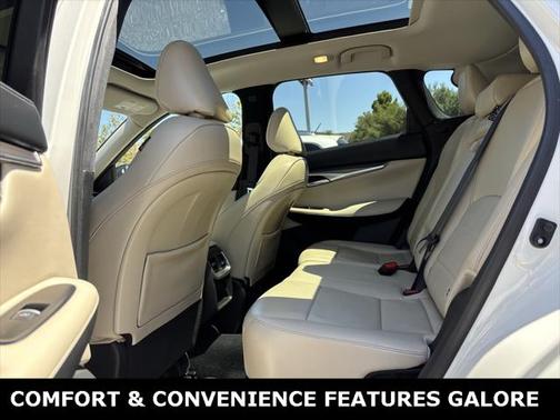 2022 INFINITI QX50 LUXE