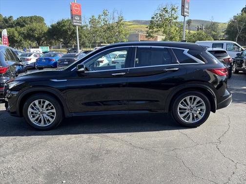 2024 INFINITI QX50 LUXE