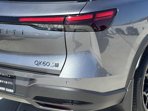 2026 INFINITI QX60 Base