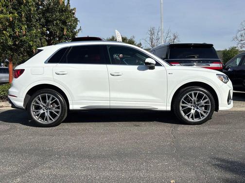 2022 Audi Q3 45 S line Premium Plus