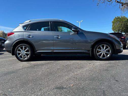 2016 INFINITI QX50 Base