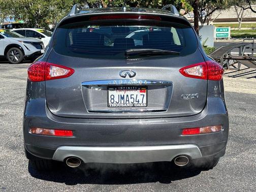 2016 INFINITI QX50 Base