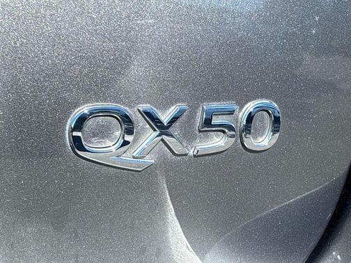 2016 INFINITI QX50 Base