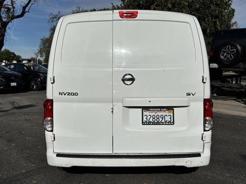 2020 Nissan NV200 SV