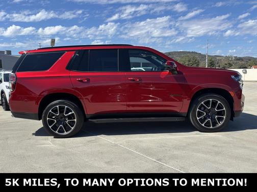 2023 Chevrolet Tahoe 4WD RST