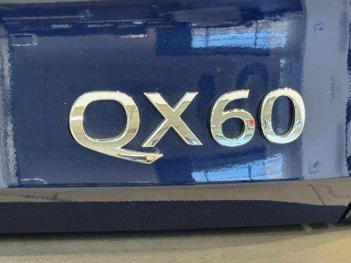 2025 INFINITI QX60 Pure