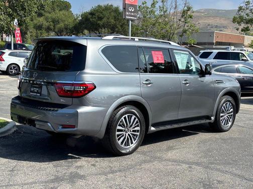 Gun Metallic 2024 Nissan Armada SL 4WD