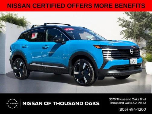 2t Ice Blk Roof 2025 Nissan Kicks SR