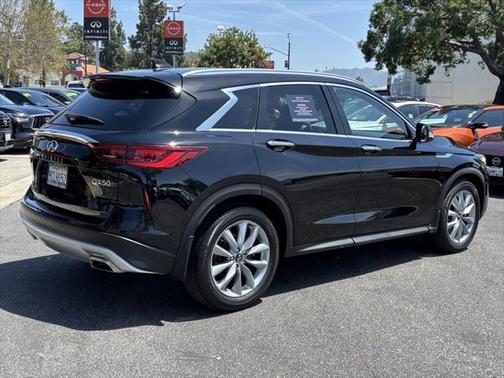2022 INFINITI QX50 LUXE