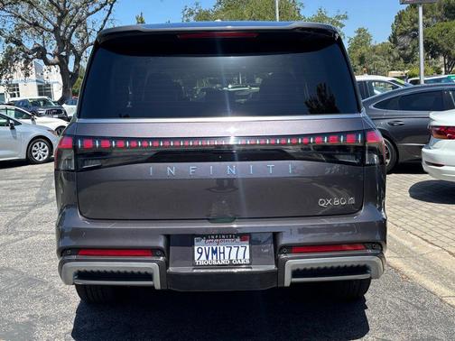 Anthracite Gray 2026 INFINITI QX80 LUXE
