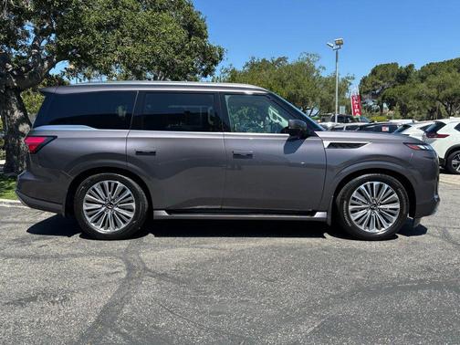 Anthracite Gray 2026 INFINITI QX80 LUXE