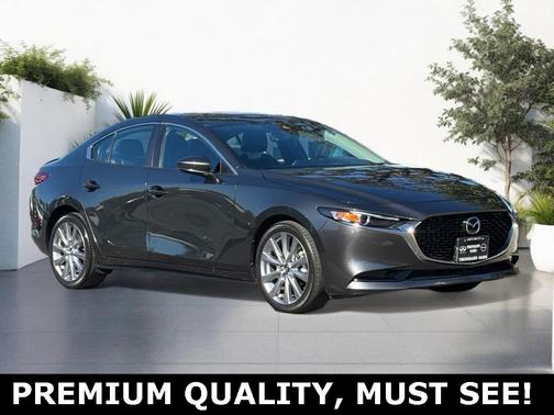 2022 Mazda Mazda3 FWD w/Preferred Package