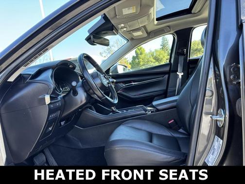 2022 Mazda Mazda3 FWD w/Preferred Package