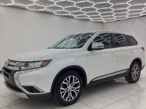 2017 Mitsubishi Outlander SE