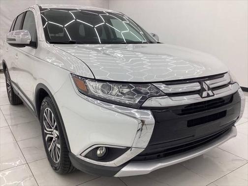 2017 Mitsubishi Outlander SE