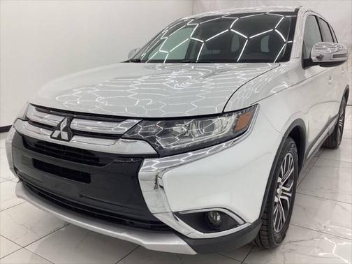 2017 Mitsubishi Outlander SE