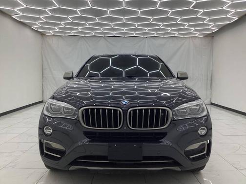2015 BMW X6 xDrive50i