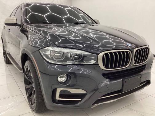 2015 BMW X6 xDrive50i