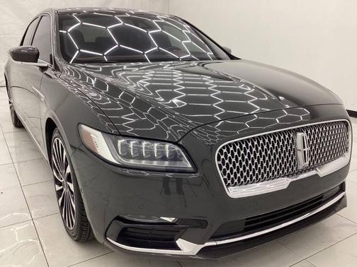 2017 Lincoln Continental Black Label