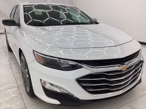 2021 Chevrolet Malibu FWD LT