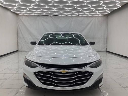 2021 Chevrolet Malibu FWD LT