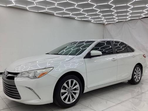 2017 Toyota Camry XLE