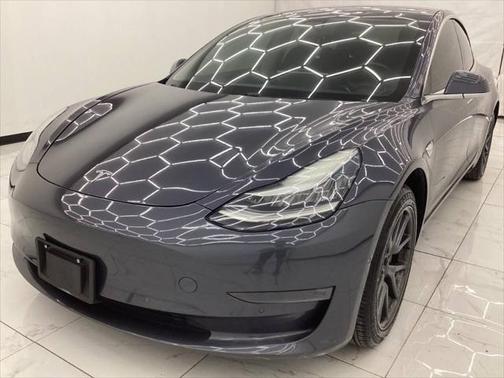 2019 Tesla Model 3 Standard Range Plus