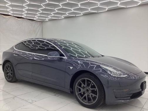 2019 Tesla Model 3 Standard Range Plus
