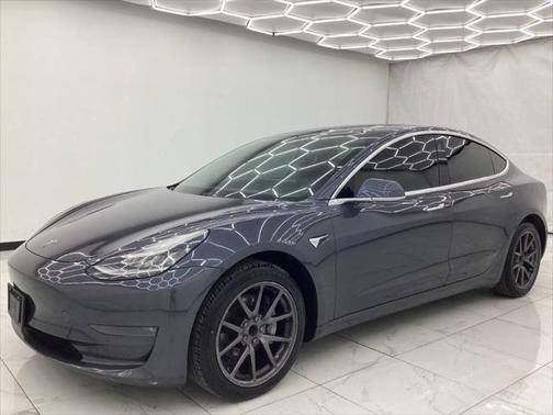 2019 Tesla Model 3 Standard Range Plus