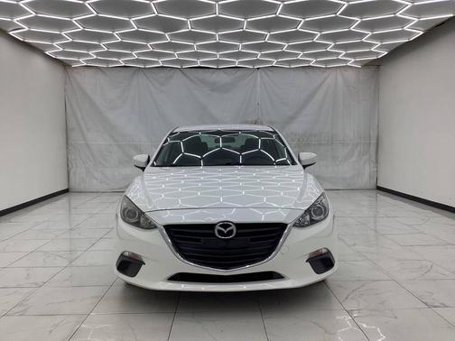 2016 Mazda Mazda3 i Sport