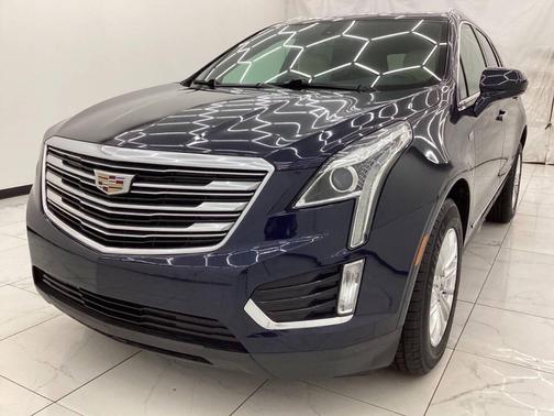 2017 Cadillac XT5 Base