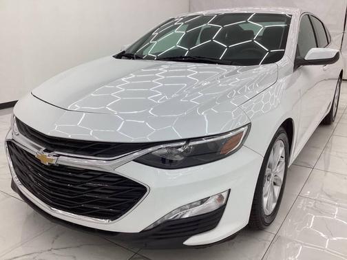2020 Chevrolet Malibu FWD LT