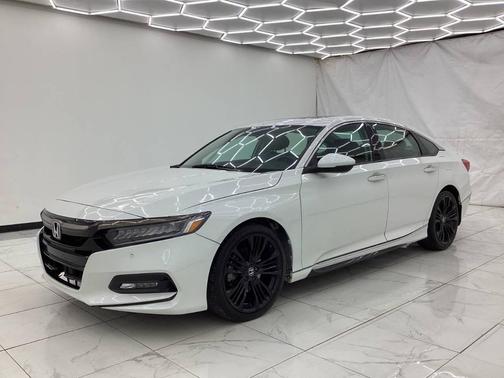 2018 Honda Accord Touring 2.0T