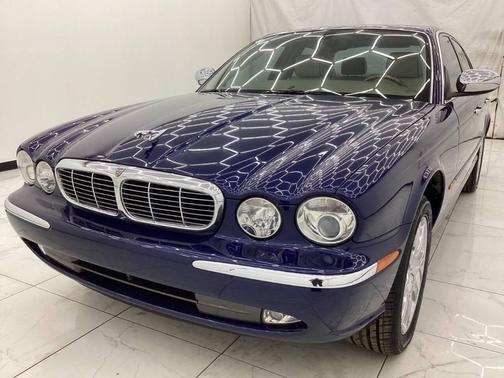 2004 Jaguar XJ Vanden Plas