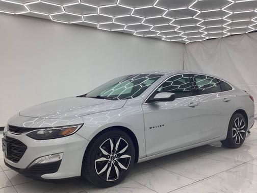 2021 Chevrolet Malibu FWD RS