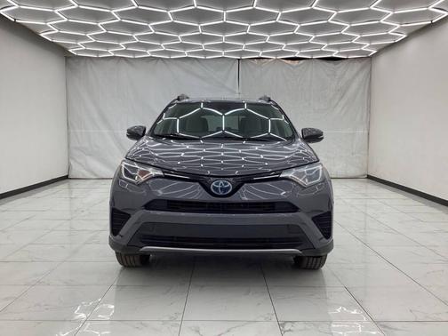 2018 Toyota RAV4 Hybrid LE