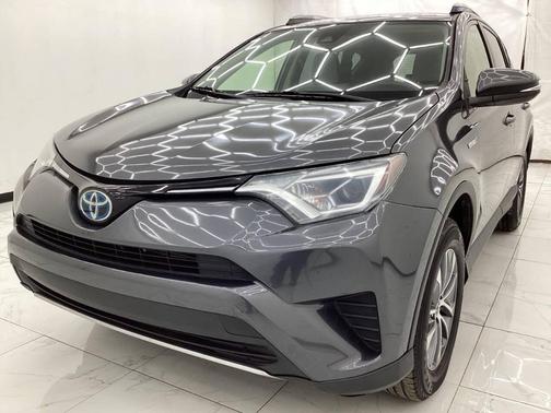 2018 Toyota RAV4 Hybrid LE