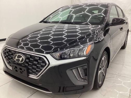 2021 Hyundai IONIQ Plug-In Hybrid SEL