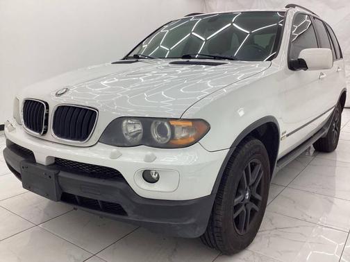 2004 BMW X5 3.0i