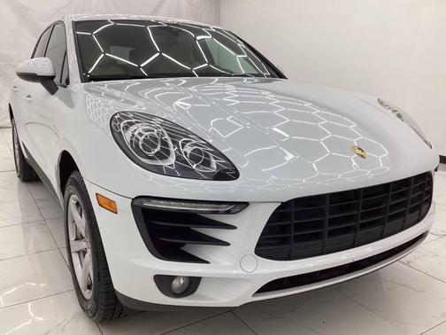 2018 Porsche Macan Base AWD 4dr SUV