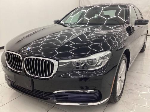2017 BMW 740 xDrive